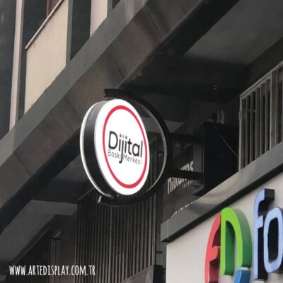 - Arte Display