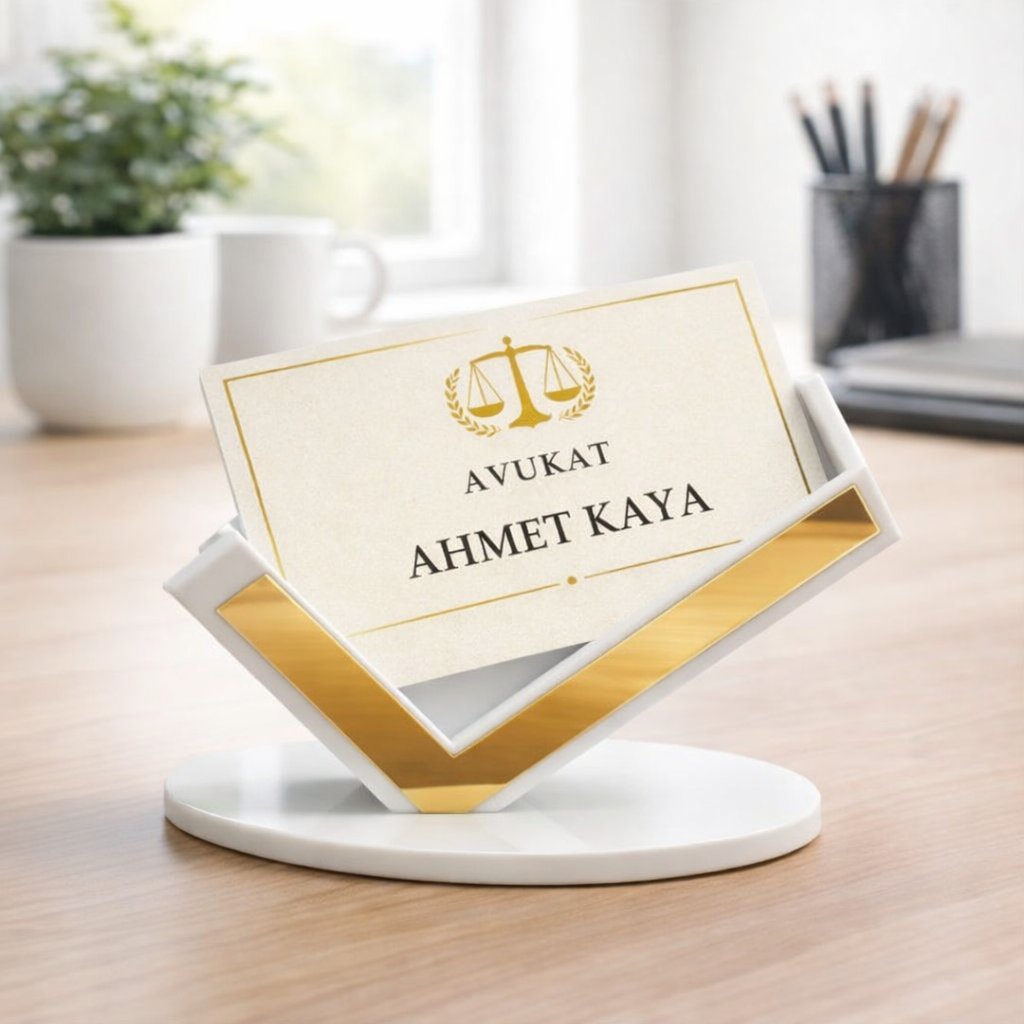 Beyaz Gold Detaylı Premium Kartvizitlik Beyaz Gold Detaylı Premium Kartvizitlik